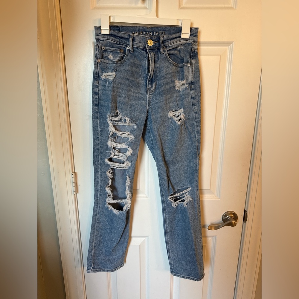 American Eagle Outfitters Light Blue Distressed Straight Leg Jeans